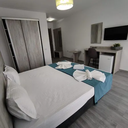 Casa de hóspedes Elva 3*