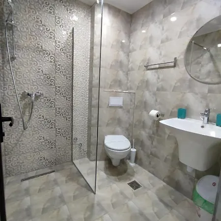 Elva בית הארחה 3*