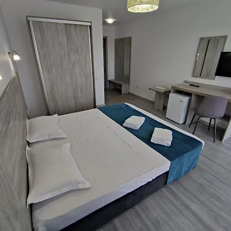 Casa de hóspedes Elva 3*