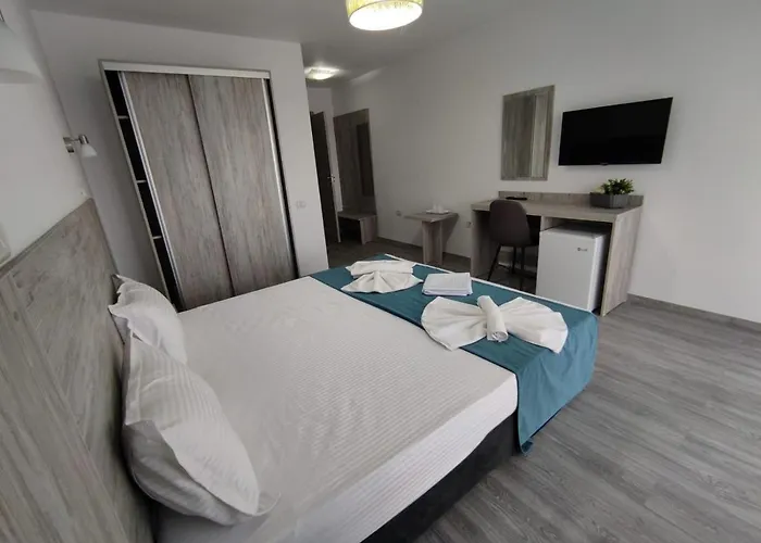 بيت ضيافة Elva 3*