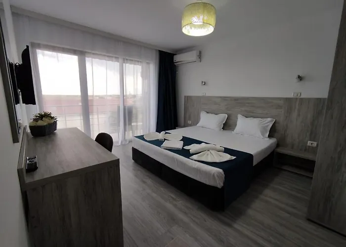 Elva 3* إيفوري سود