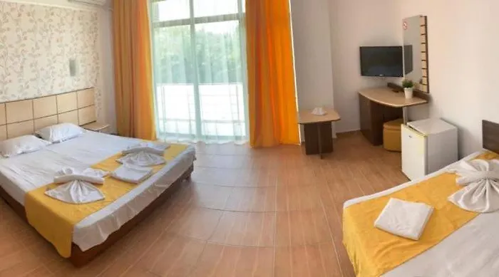 بيت ضيافة Elva 3*