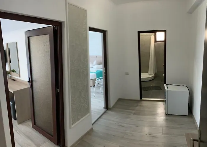 بيت ضيافة Elva 3*